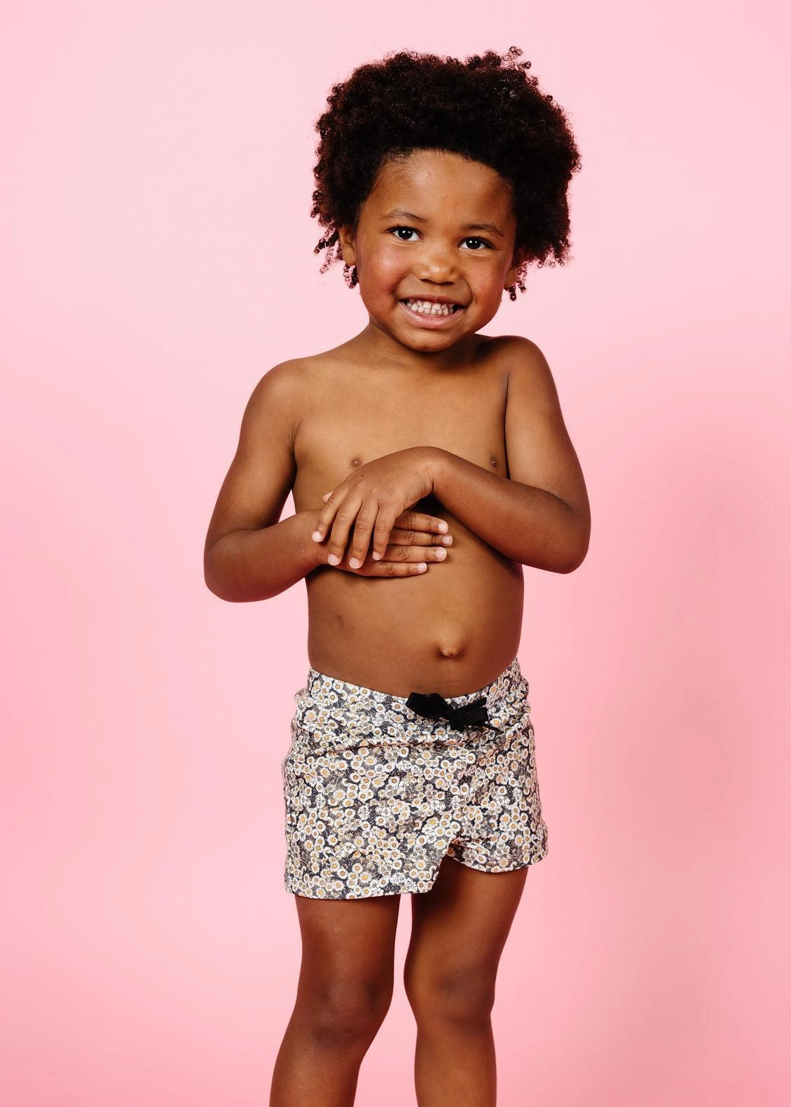 Antique Daisy | Mini Euro Shorts