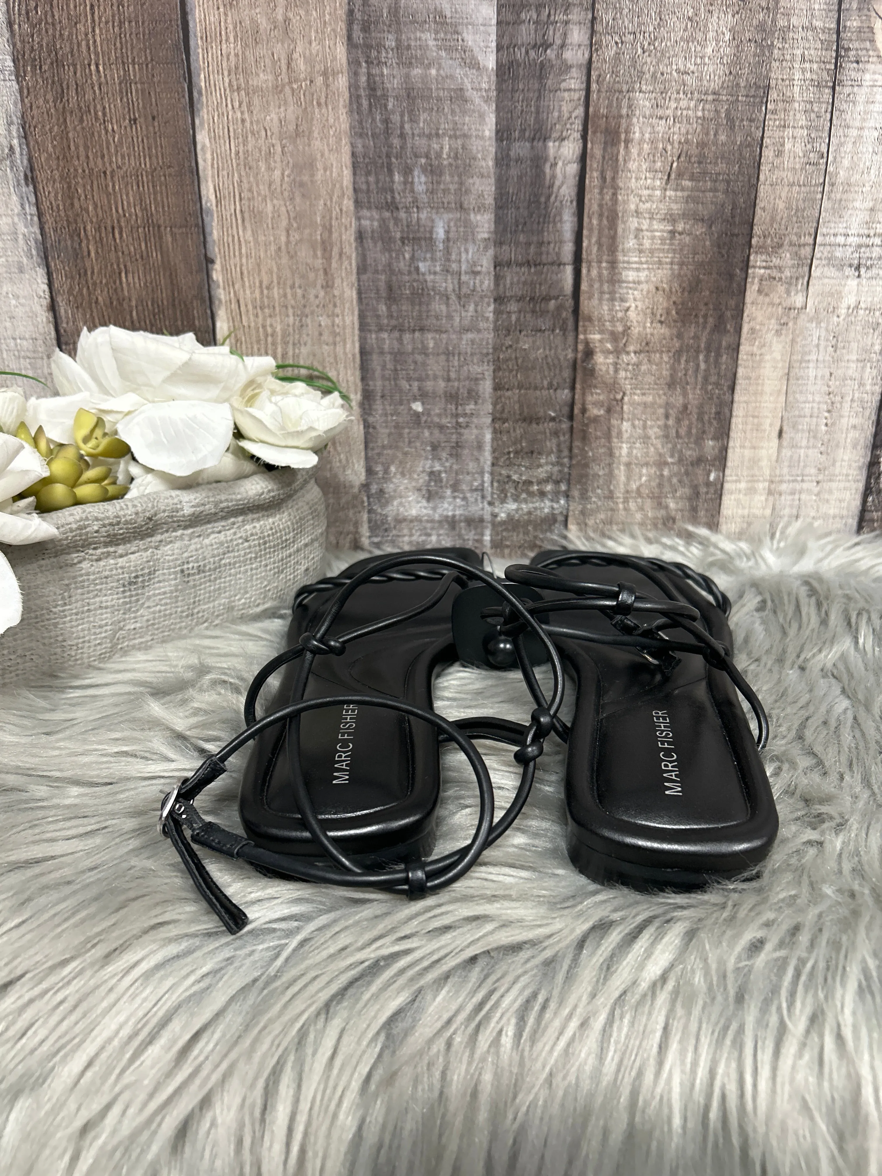 Black Sandals Flats Marc Fisher, Size 8.5 marc-fisher