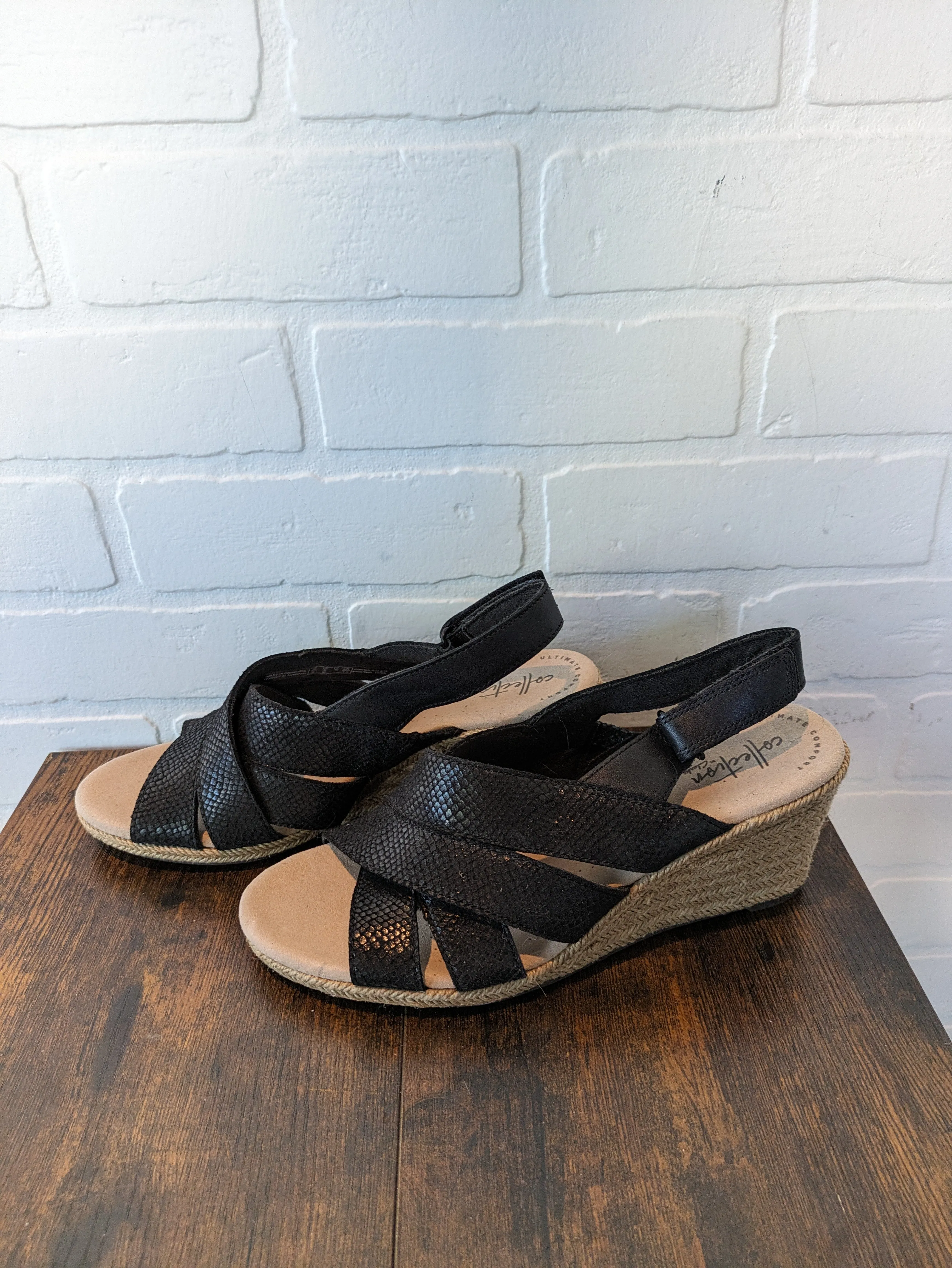 Black Sandals Heels Wedge Clarks, Size 9 clarks