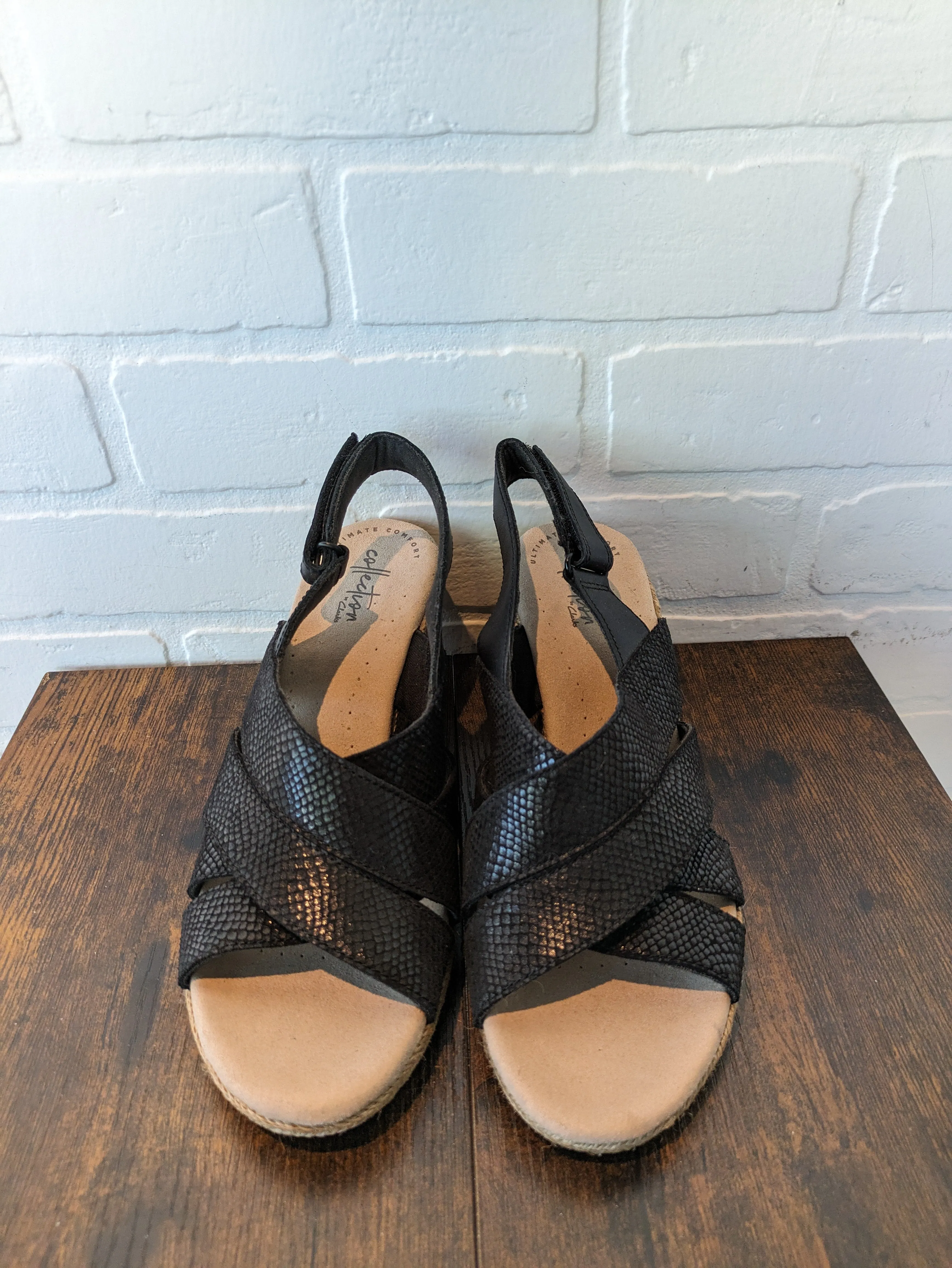 Black Sandals Heels Wedge Clarks, Size 9 clarks