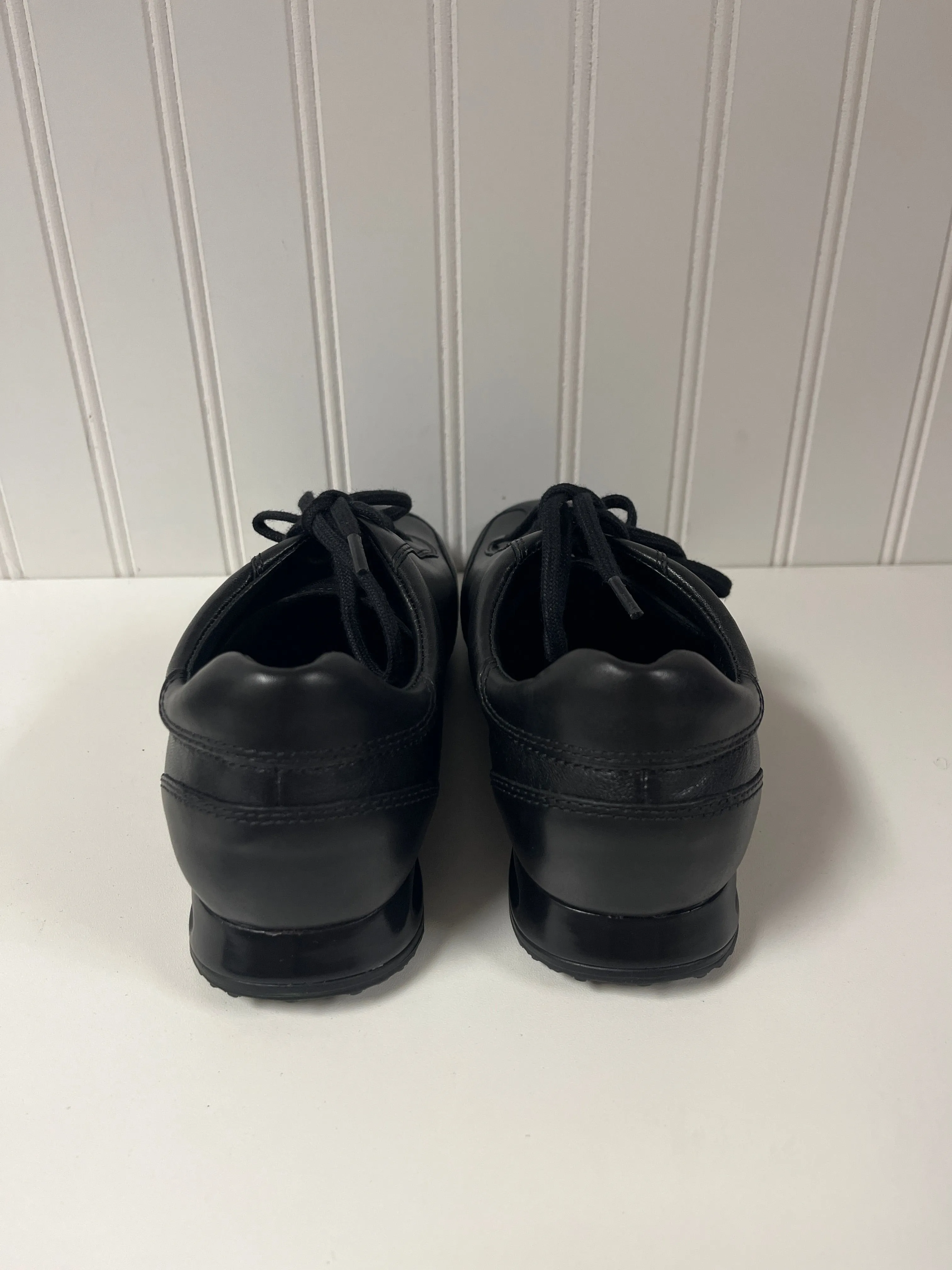 Black Shoes Designer Cole-haan, Size 6 cole haan