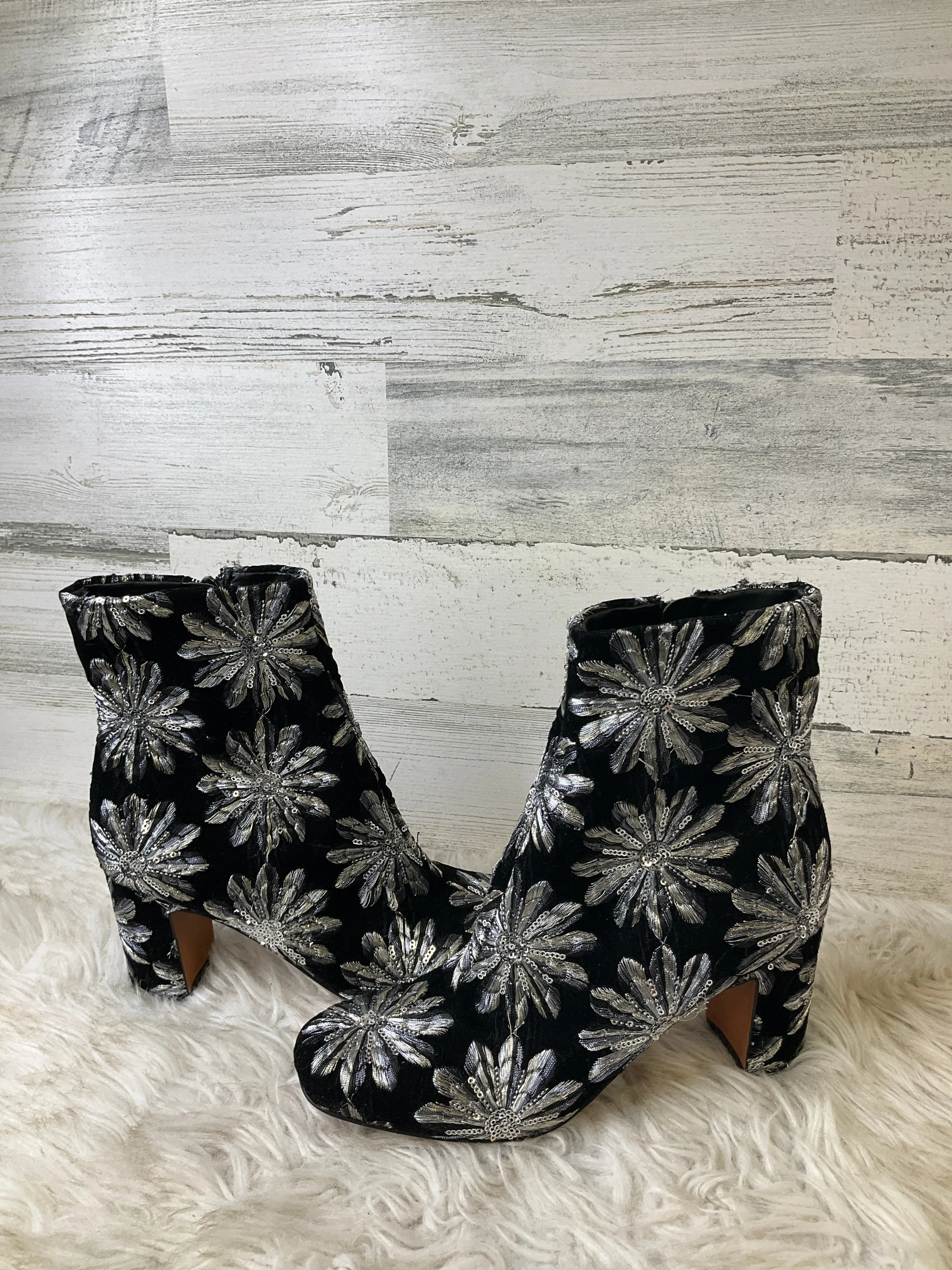 Boots Ankle Heels By Marc Fisher In Black, Size: 8 marc-fisher