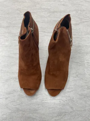 Boots Ankle Heels By Marc Fisher In Brown, Size: 9.5 marc-fisher