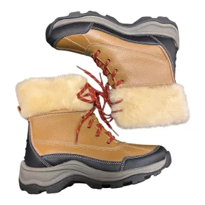 Boots Snow By Clarks In Brown & Red, Size: 8 clarks