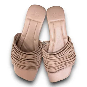 Brown Sandals Flats Marc Fisher, Size 6 marc-fisher