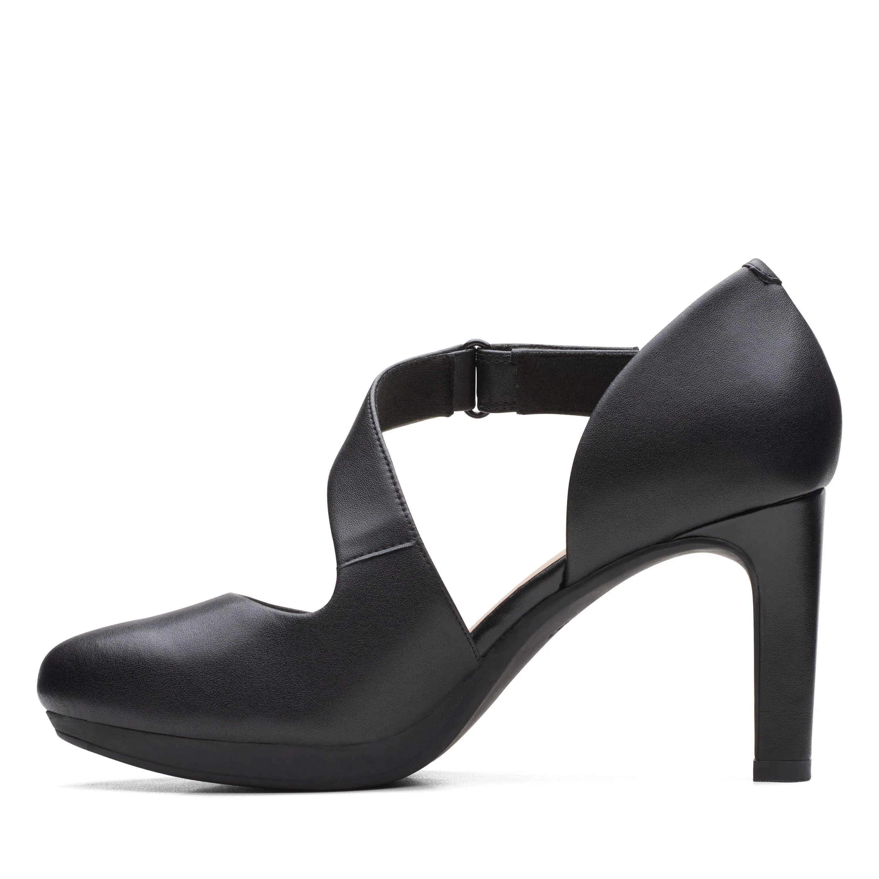 Clarks Ambyr Glow in Black Leather
