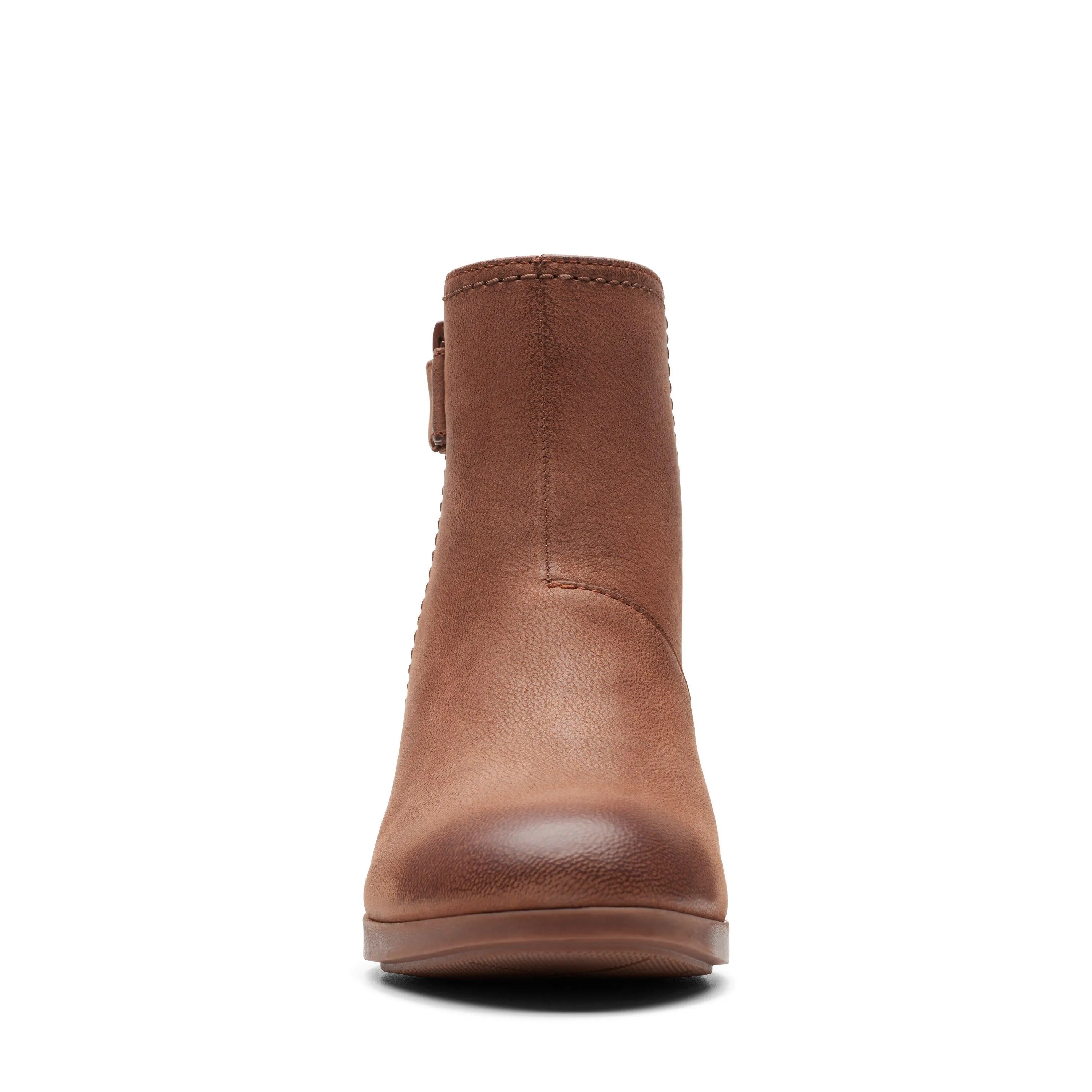 Clarks Bayla Glow in Brown Nubuck
