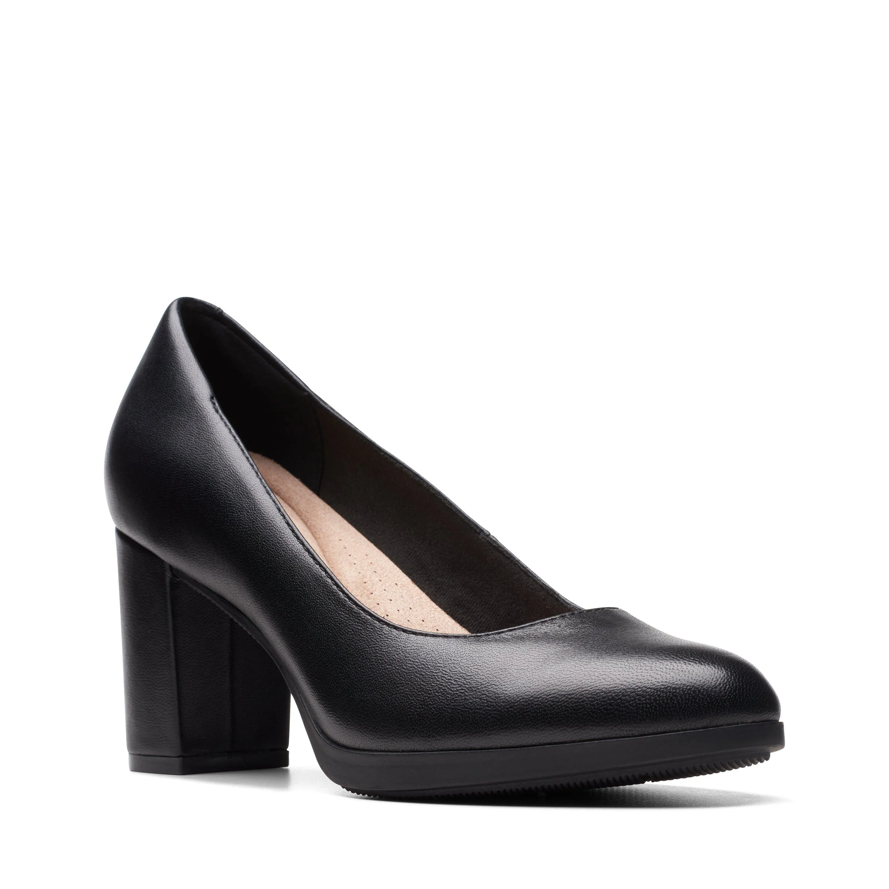 Clarks Bayla Skip in Black Leather