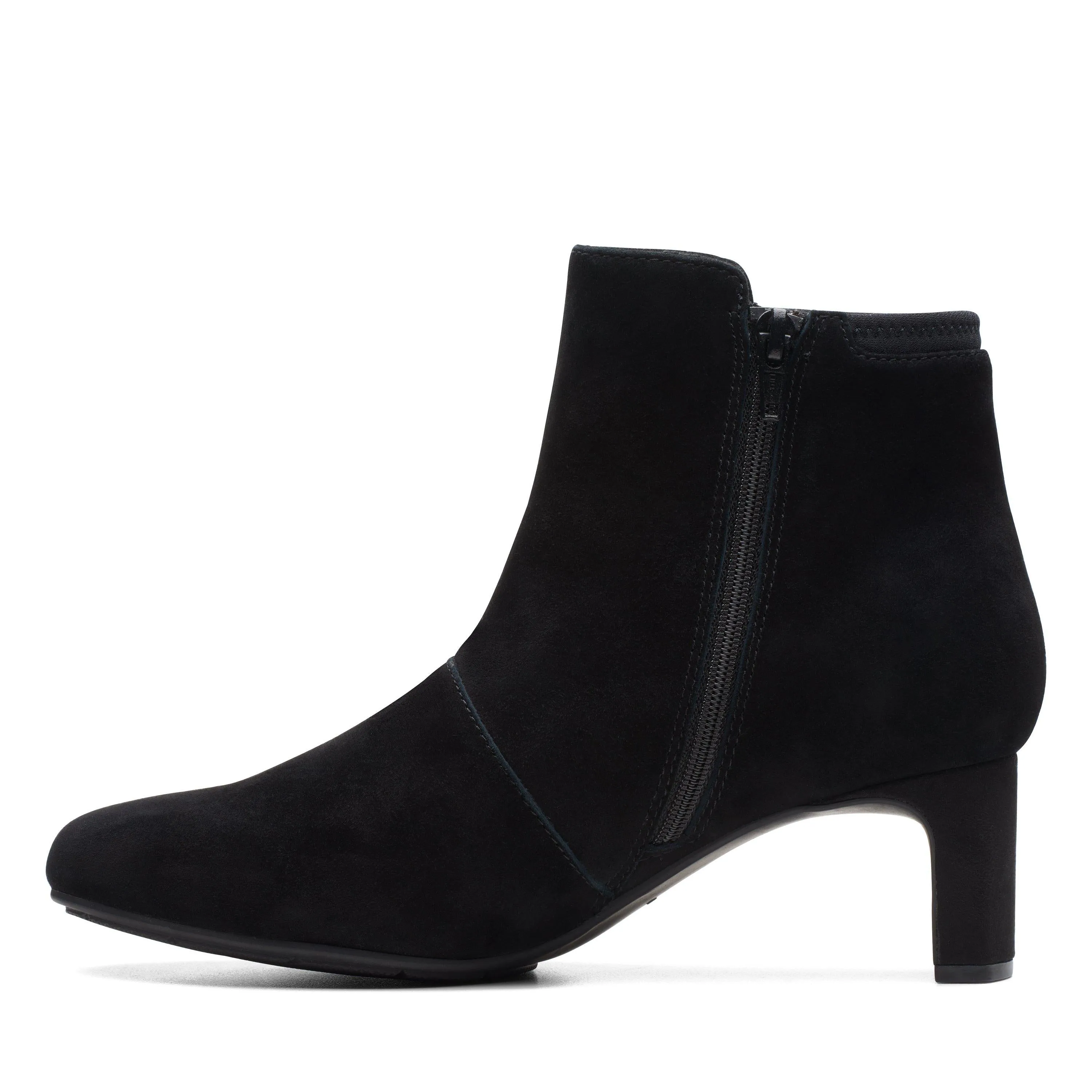 Clarks Kyndall Faye in Black Suede