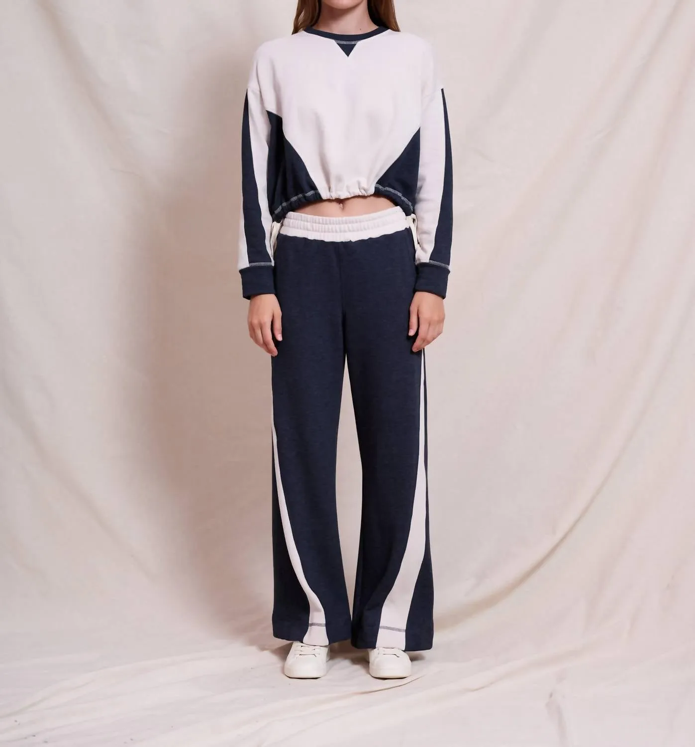 Color Block Pullover Top And Pants Set In Deep Navy