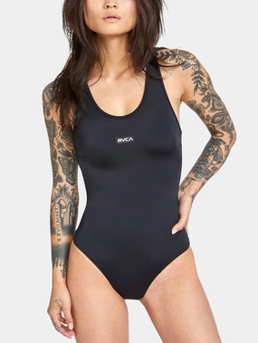 Essential One Piece Swimsuit basic swimsuits for women, durable swimwear for ladies