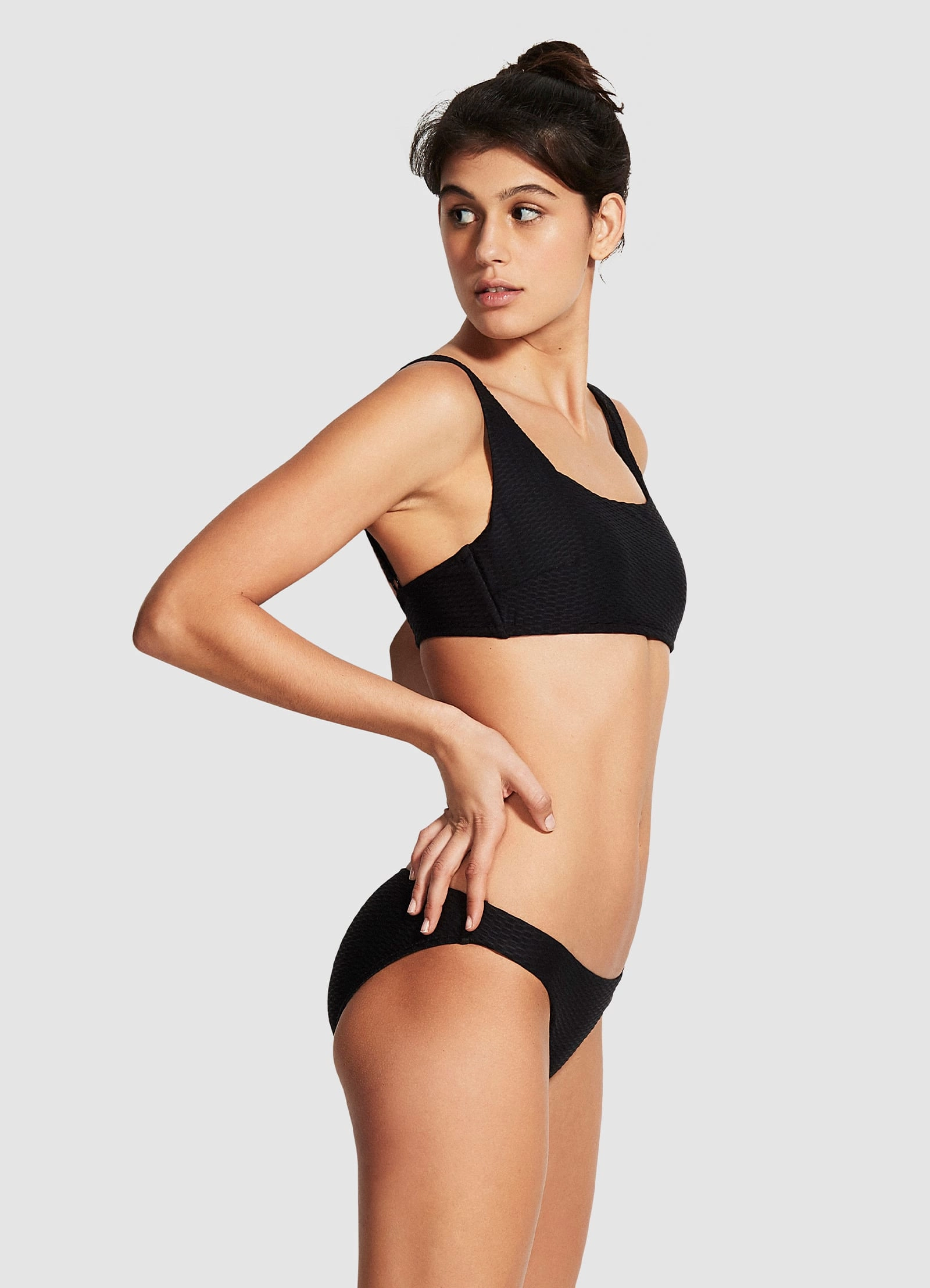La Luna DD Cup Tank Bikini Top - Black