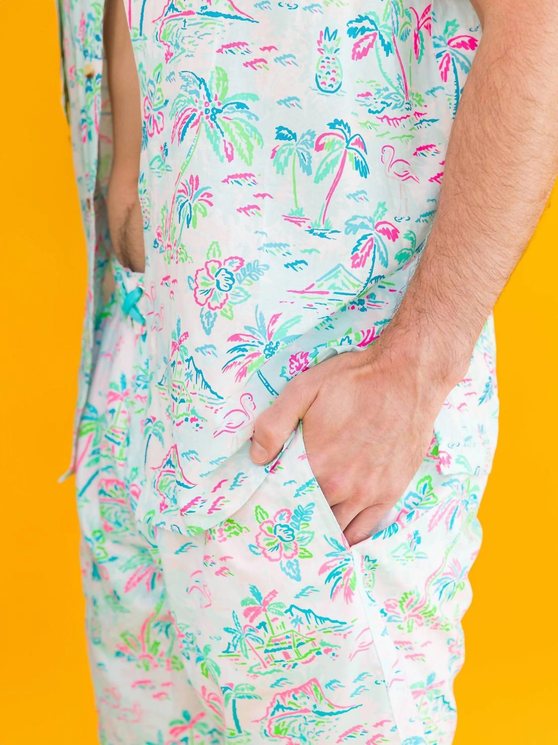 Men's Tropical Resort Swim Trunks In White