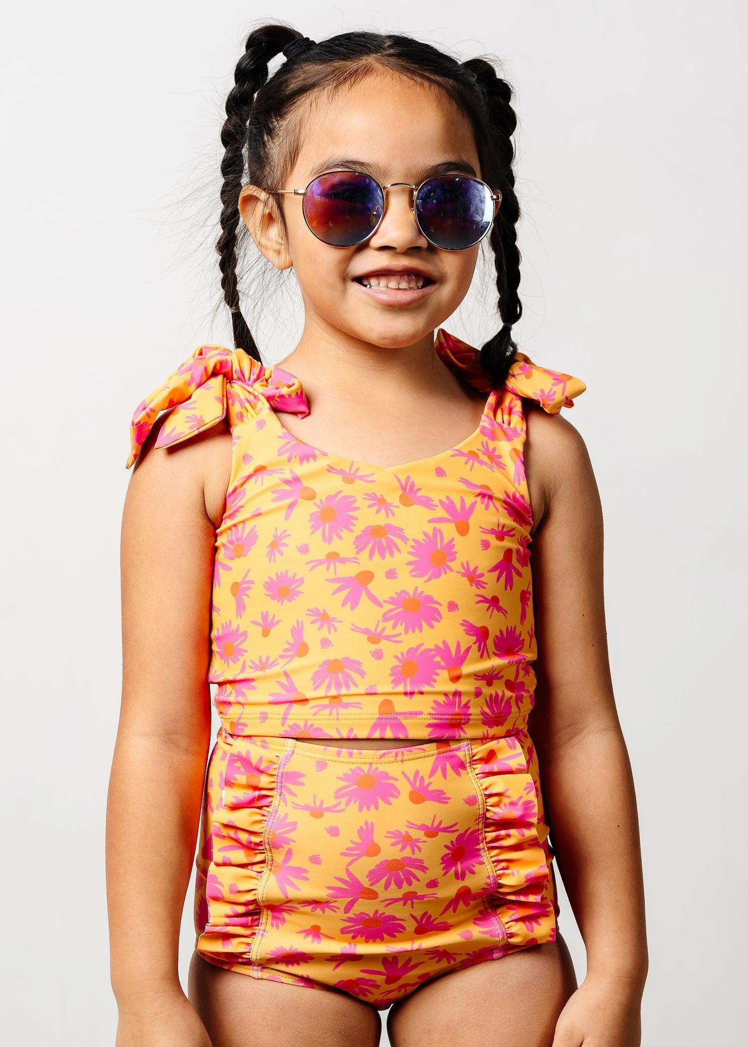 Playful Daisies | Mini Knot Top