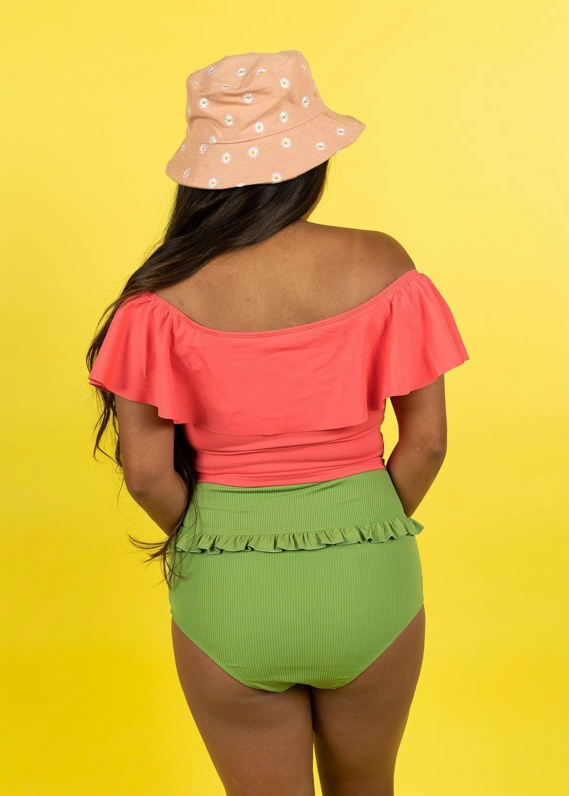 Ribbed Spring Green | Mid-Ruffle Bottoms