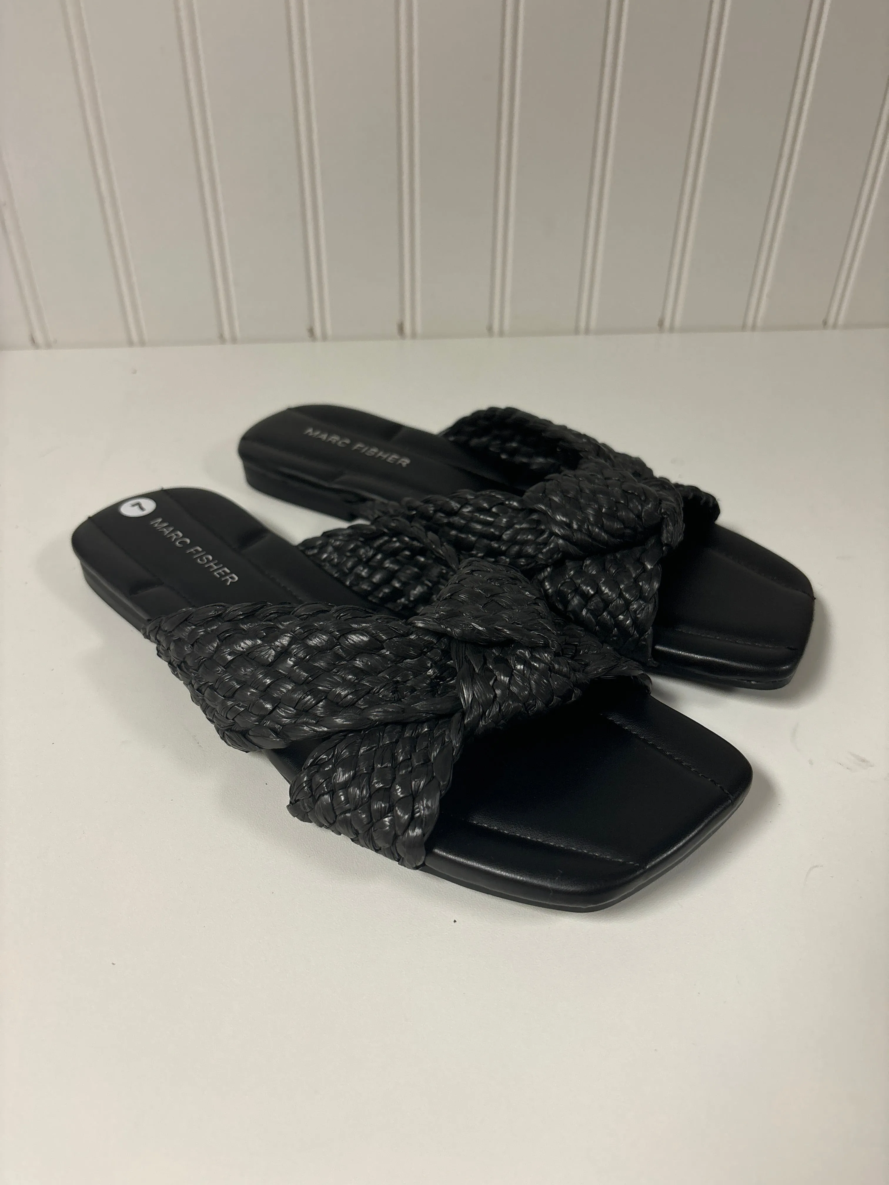 Sandals Flats By Marc Fisher In Black, Size: 7 marc-fisher