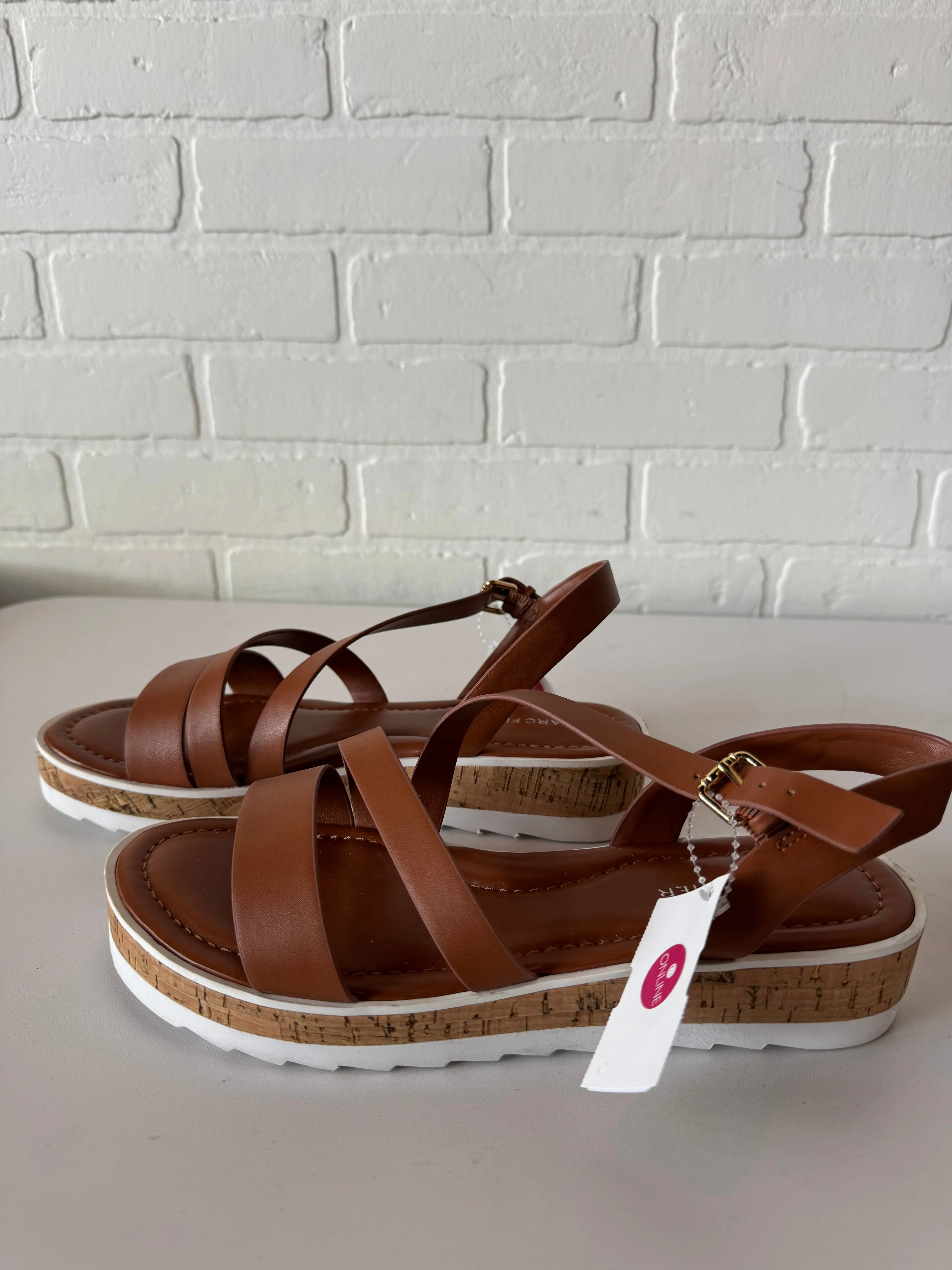 Sandals Flats By Marc Fisher In Brown & White, Size: 8 marc-fisher
