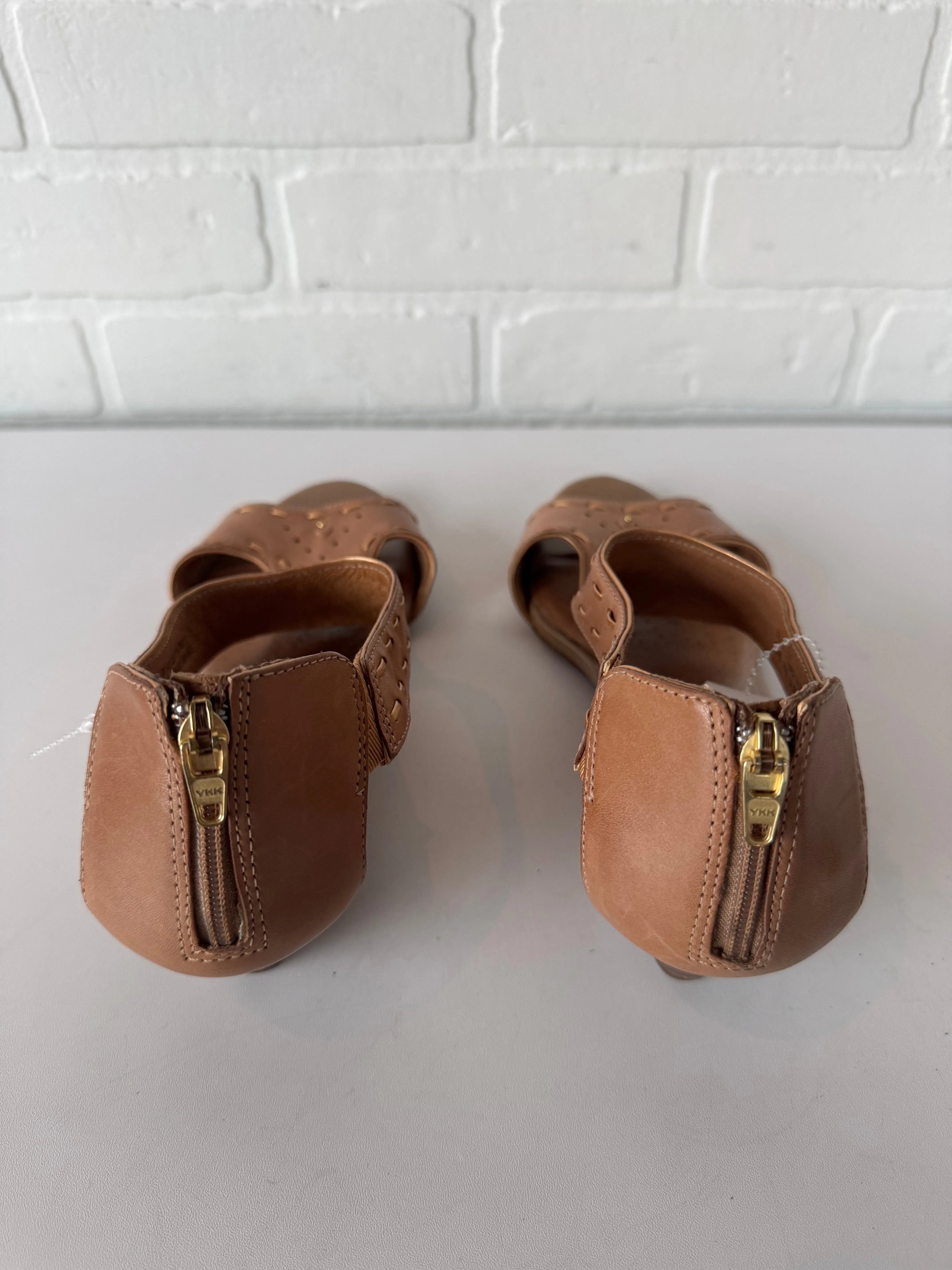 Sandals Heels Wedge By Clarks In Tan, Size: 7 clarks