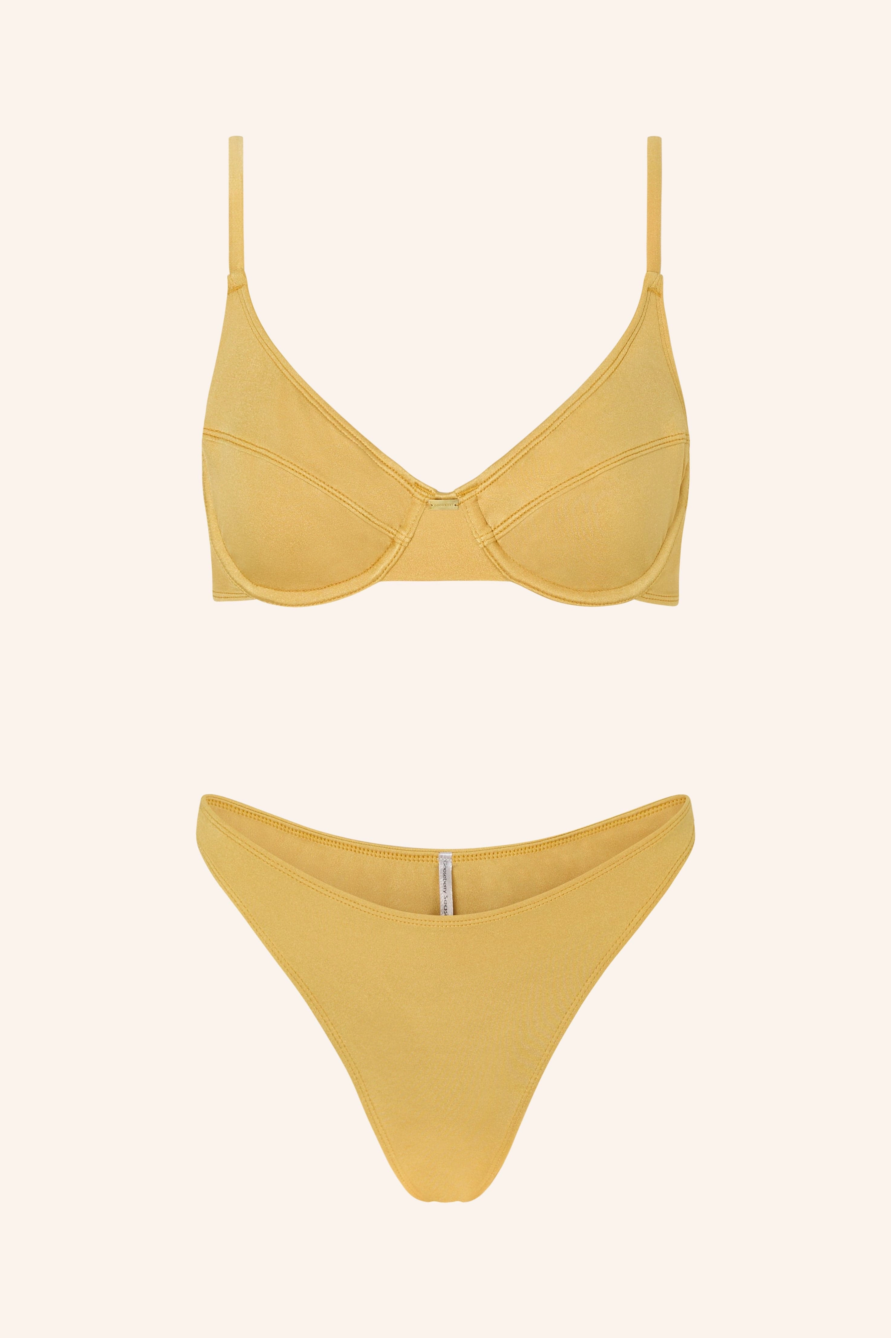 Sculpting Top Cassis