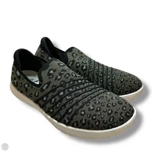Shoes Flats By Clarks In Animal Print, Size: 9 clarks
