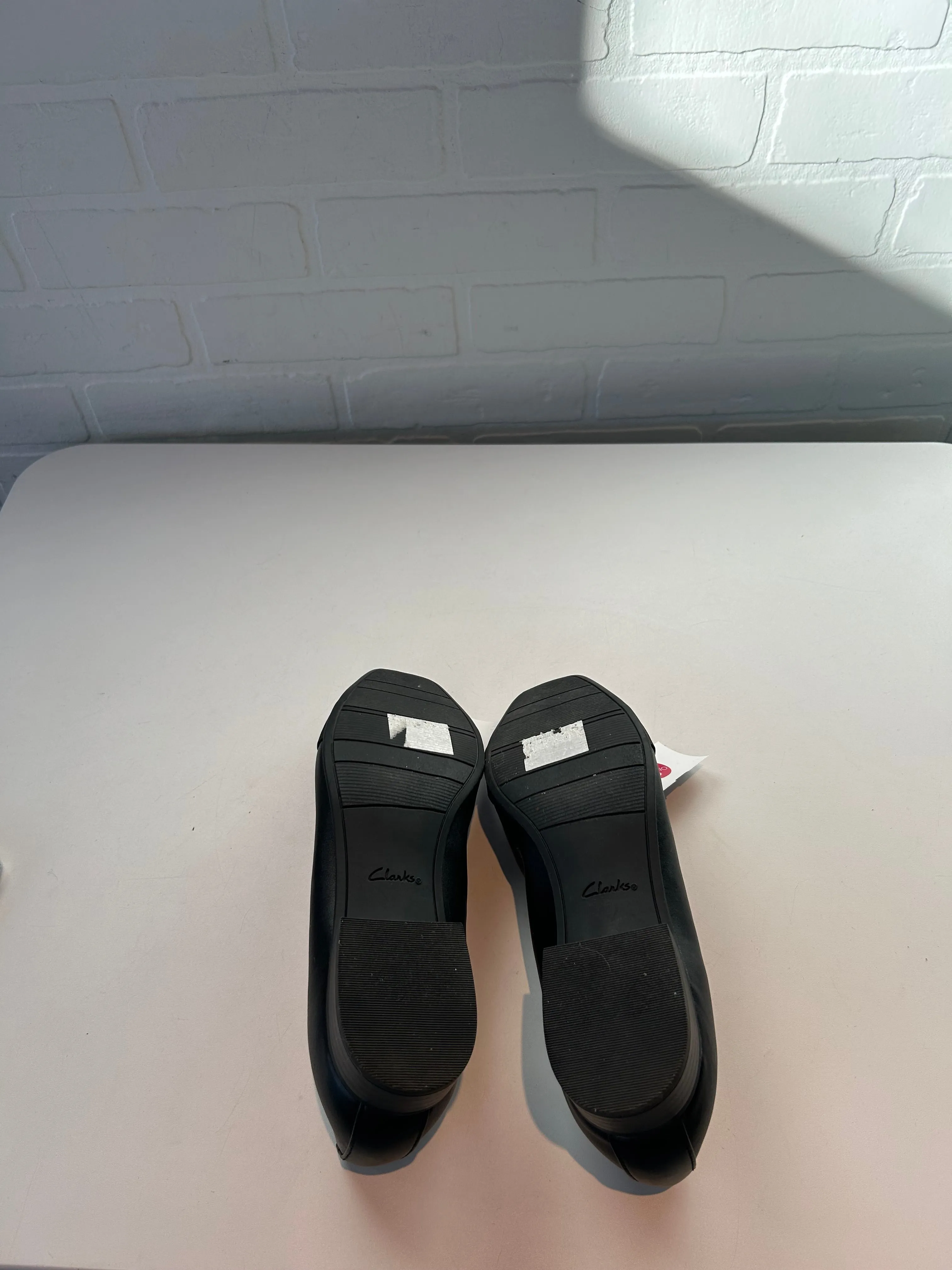 Shoes Flats By Clarks In Black, Size: 9.5 clarks