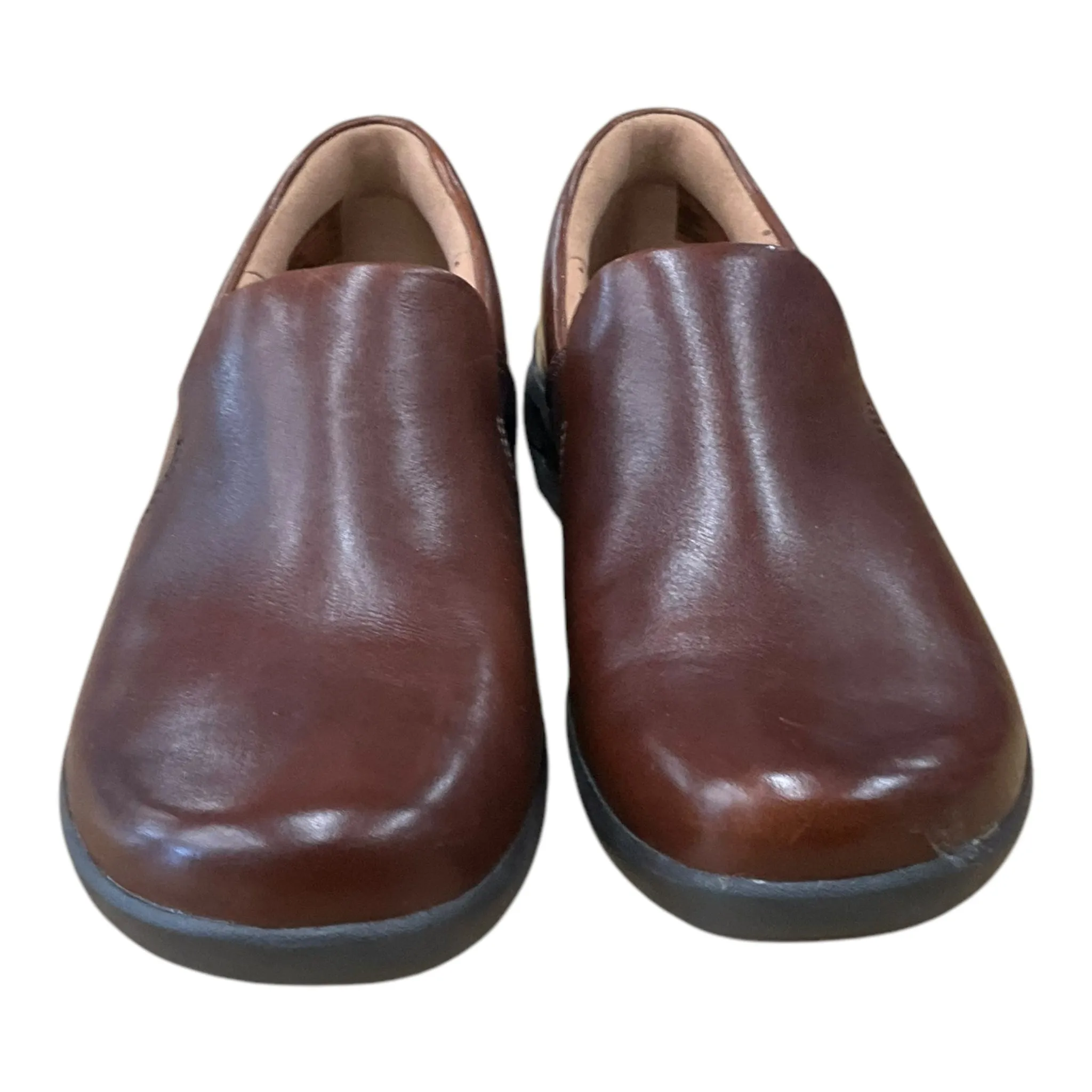 Shoes Flats By Clarks In Brown, Size: 7.5 clarks