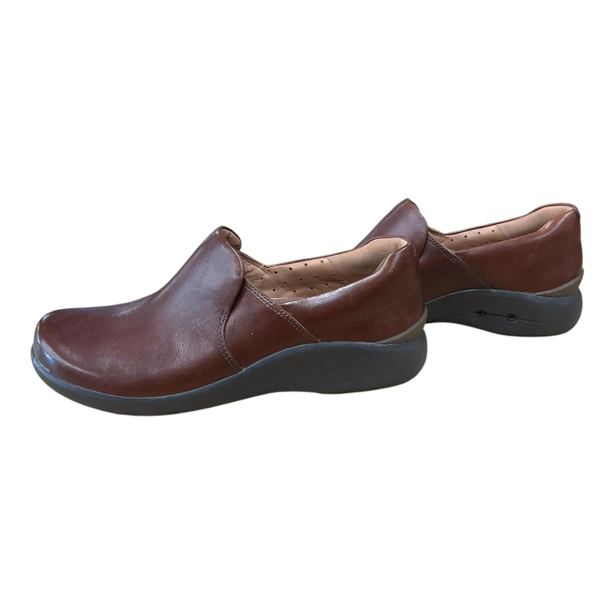 Shoes Flats By Clarks In Brown, Size: 7.5 clarks