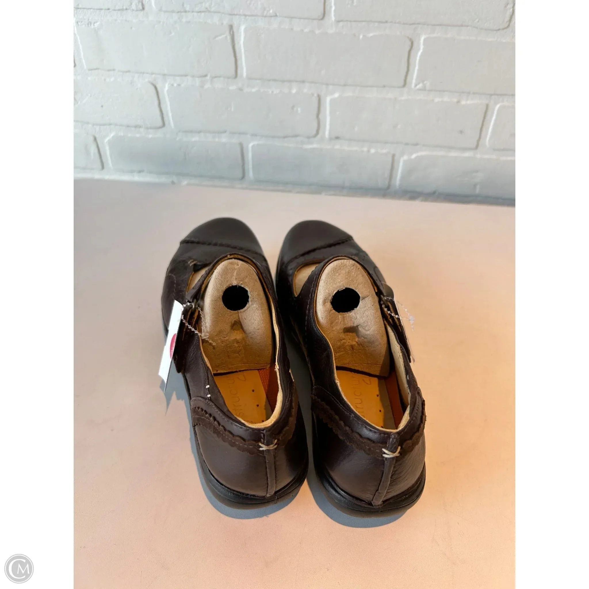 Shoes Flats By Clarks In Brown, Size: 9 clarks