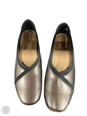Shoes Flats By Clarks In Gold, Size: 8 clarks