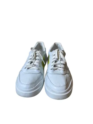 Shoes Flats By Cole-haan In White, Size: 9.5 cole haan