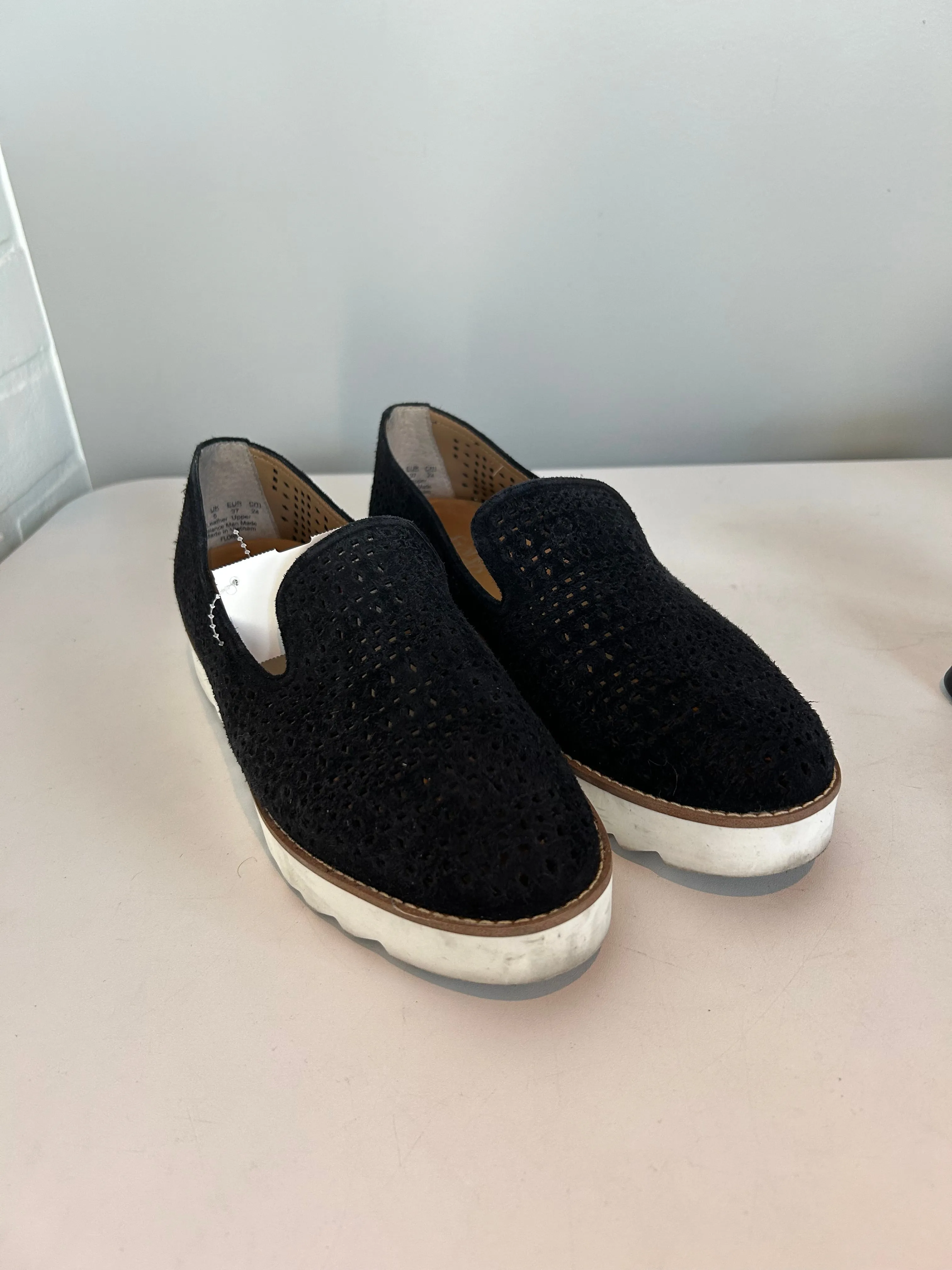 Shoes Flats By Franco Sarto In Black, Size: 7 franco sarto