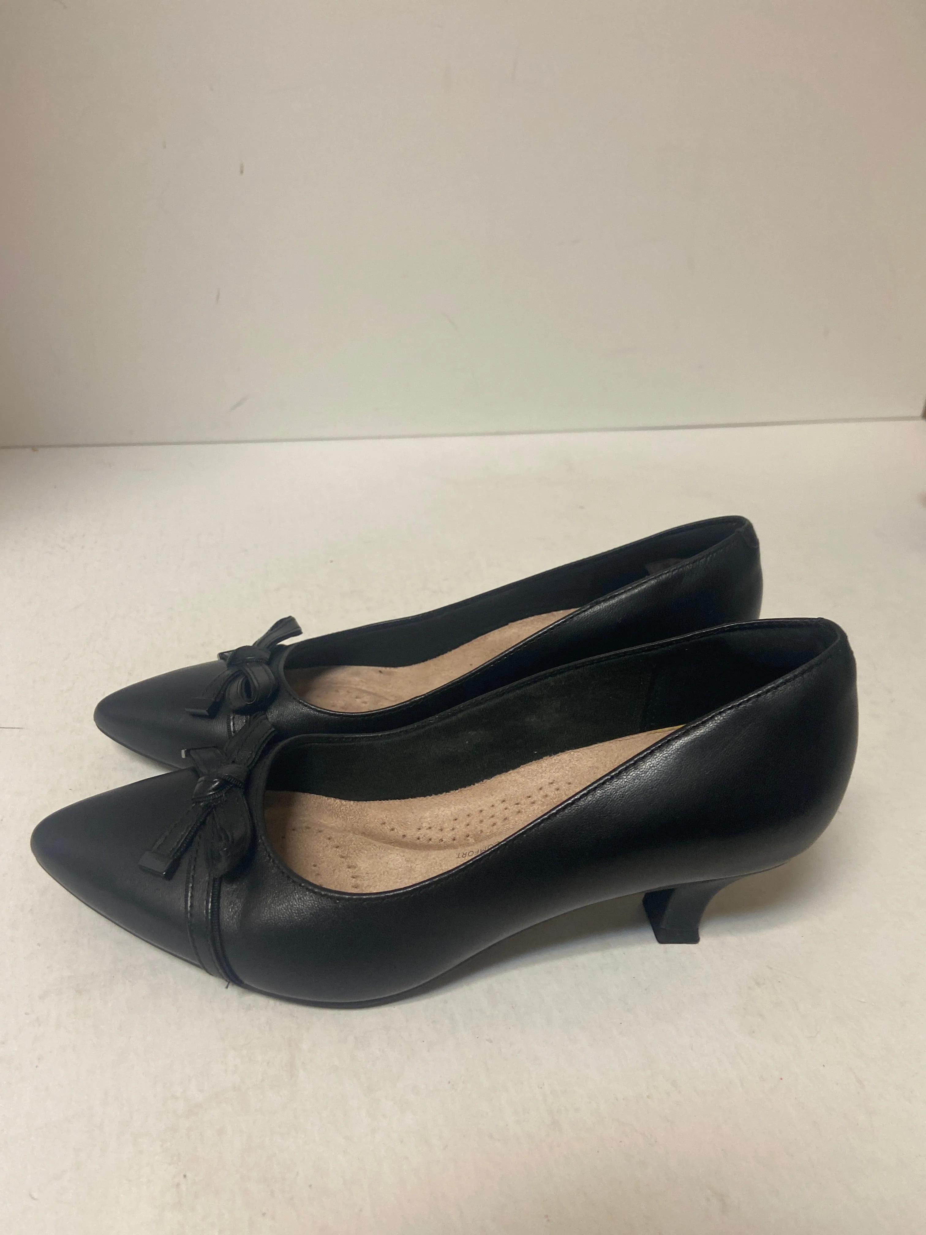 Shoes Heels Kitten By Clarks In Black, Size: 7 clarks