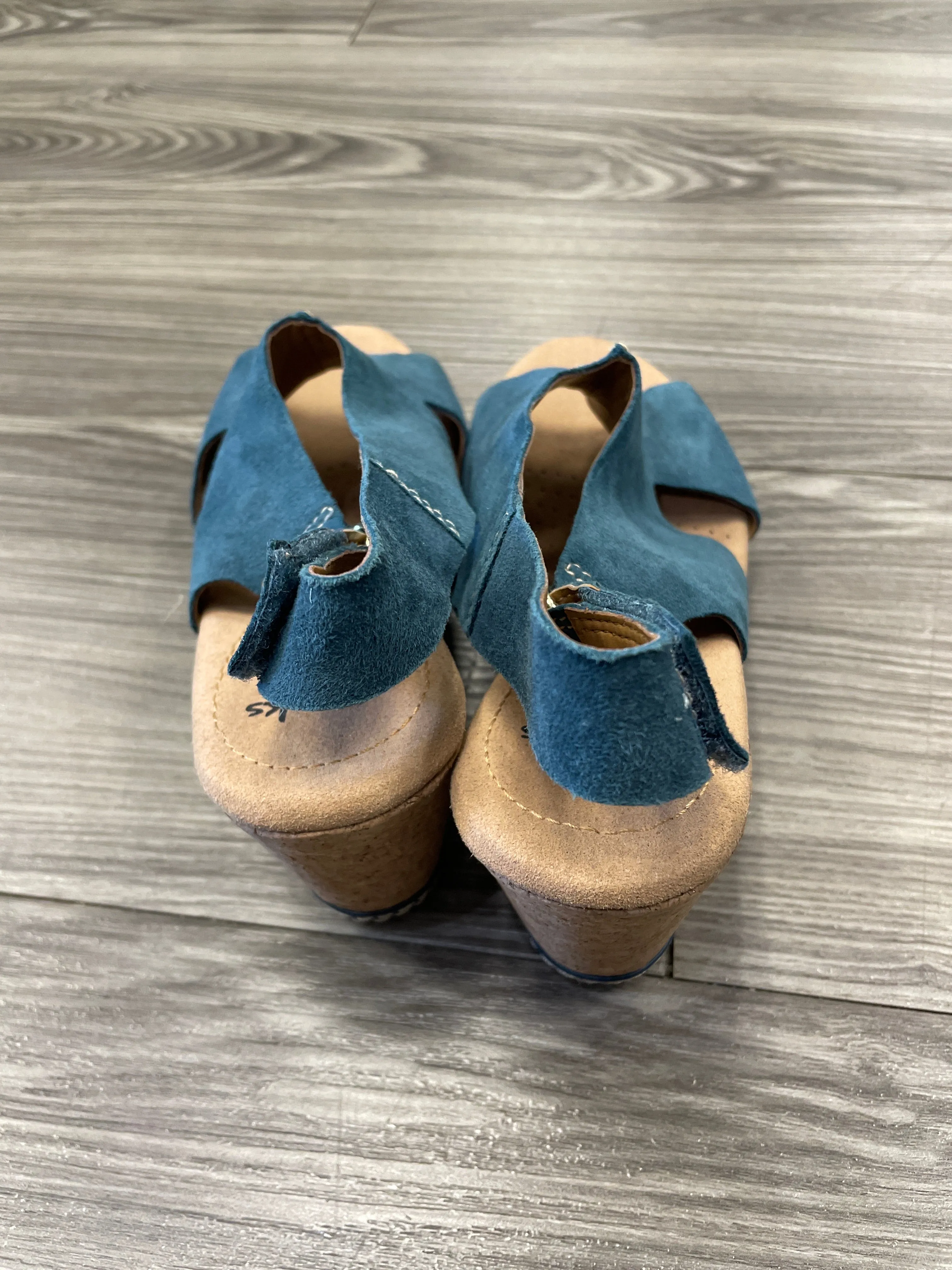 Shoes Heels Wedge By Clarks  Size: 6 clarks