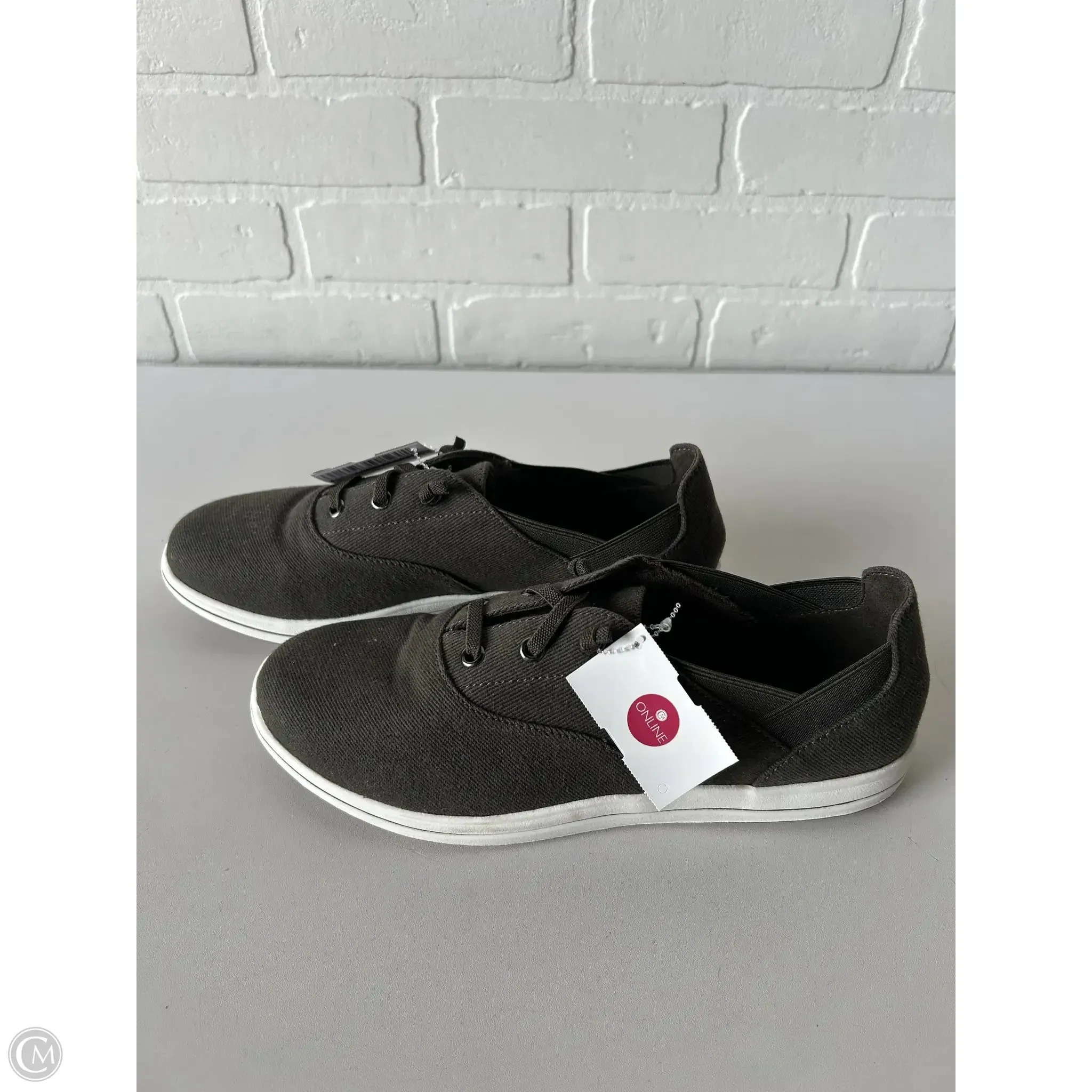 Shoes Sneakers By Clarks In Green & White, Size: 9 clarks