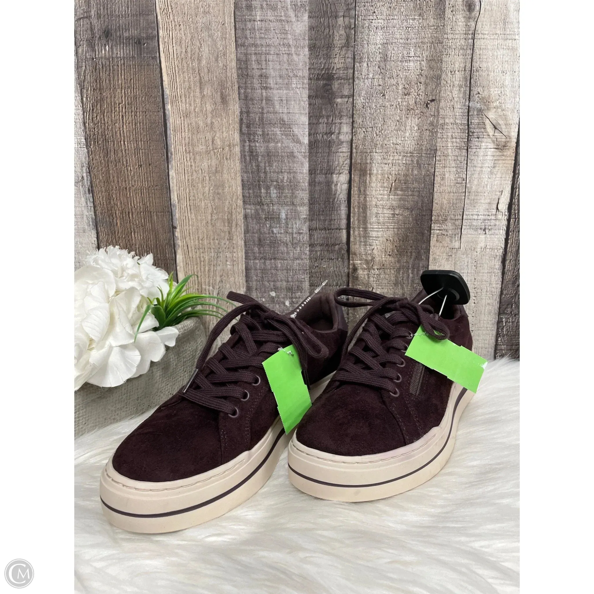 Shoes Sneakers By Clarks In Maroon, Size: 7.5 clarks