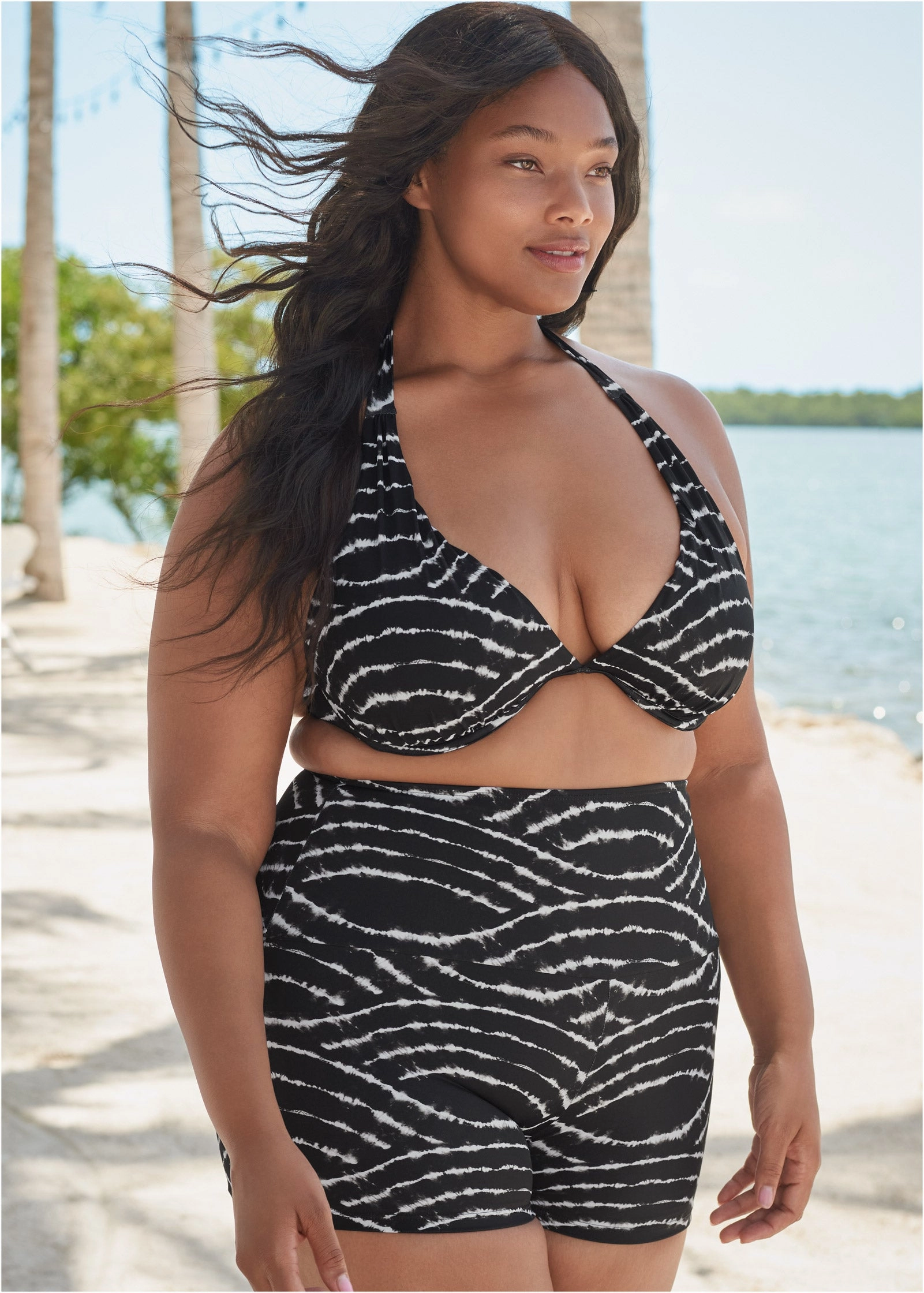 Slimming Bike Short - Rolling Tides