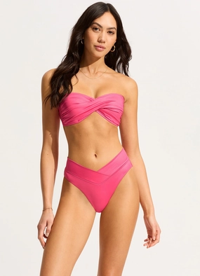 Soleil Twist Bandeau Bikini Top - Hot Pink two-piece bikinis for women, trendy bikinis for beachwear