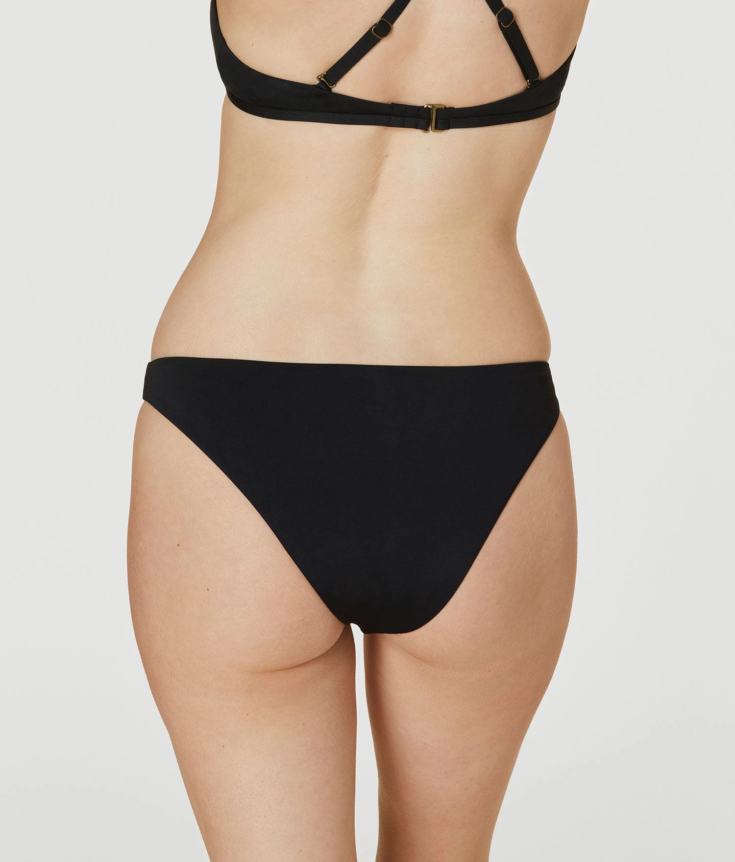 The Cheeky Bikini Bottom - Flat - Black