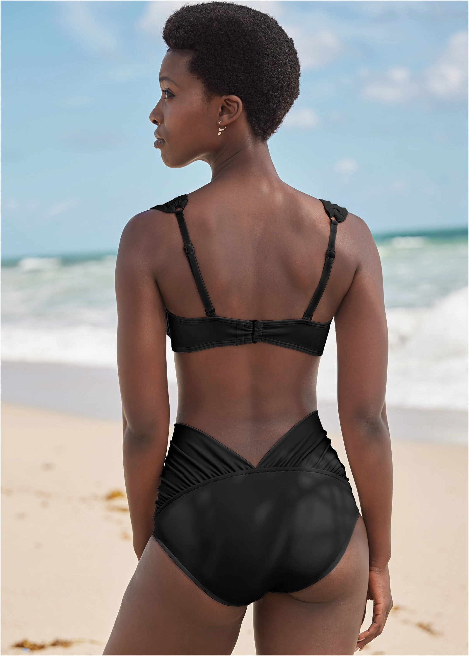 The Uplift Marilyn Top - Black Beauty