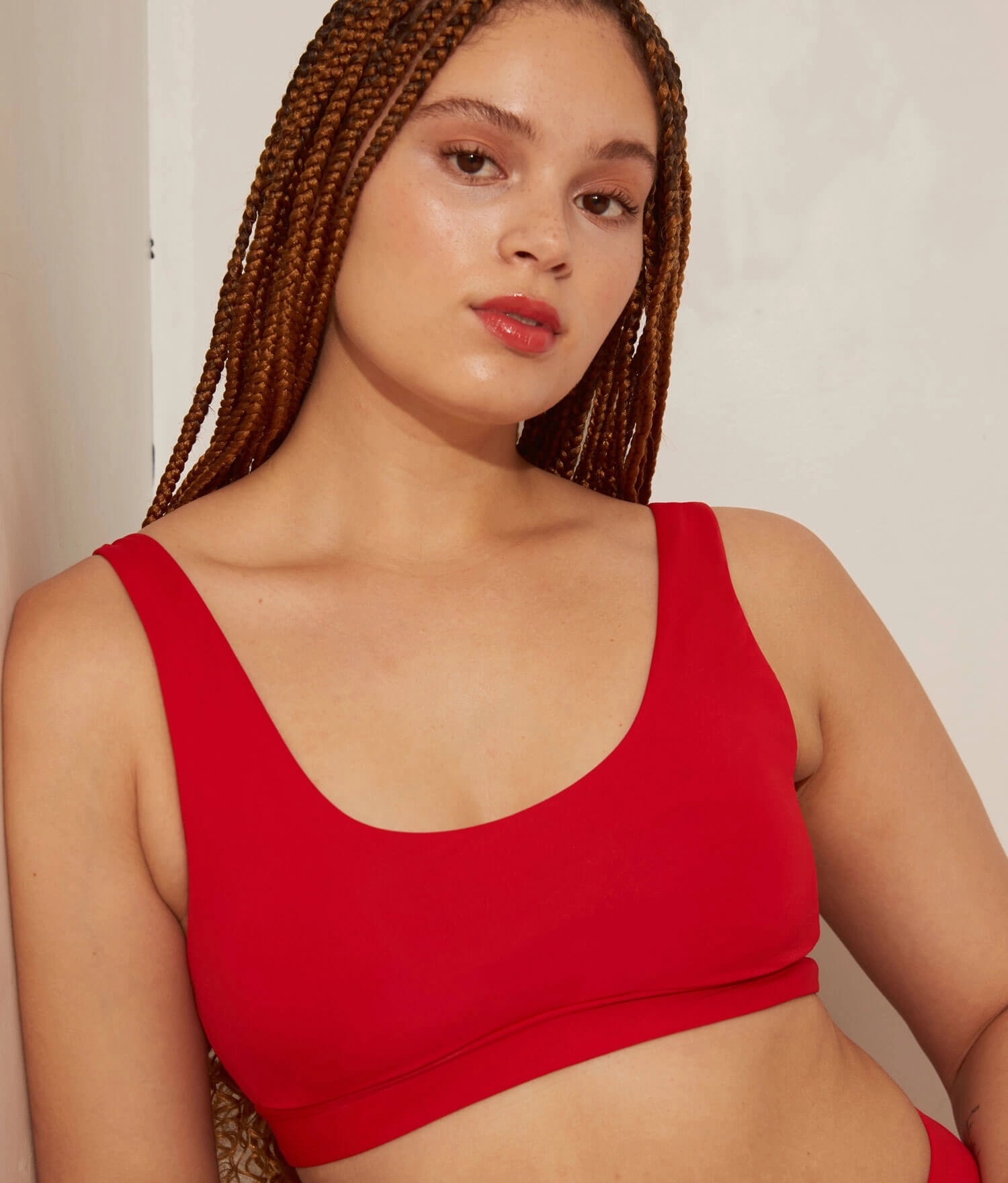 The Ventura Bikini Top - Flat - Cherry Red